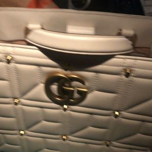 Gucci purse serial number 443505525040 3,200$ new